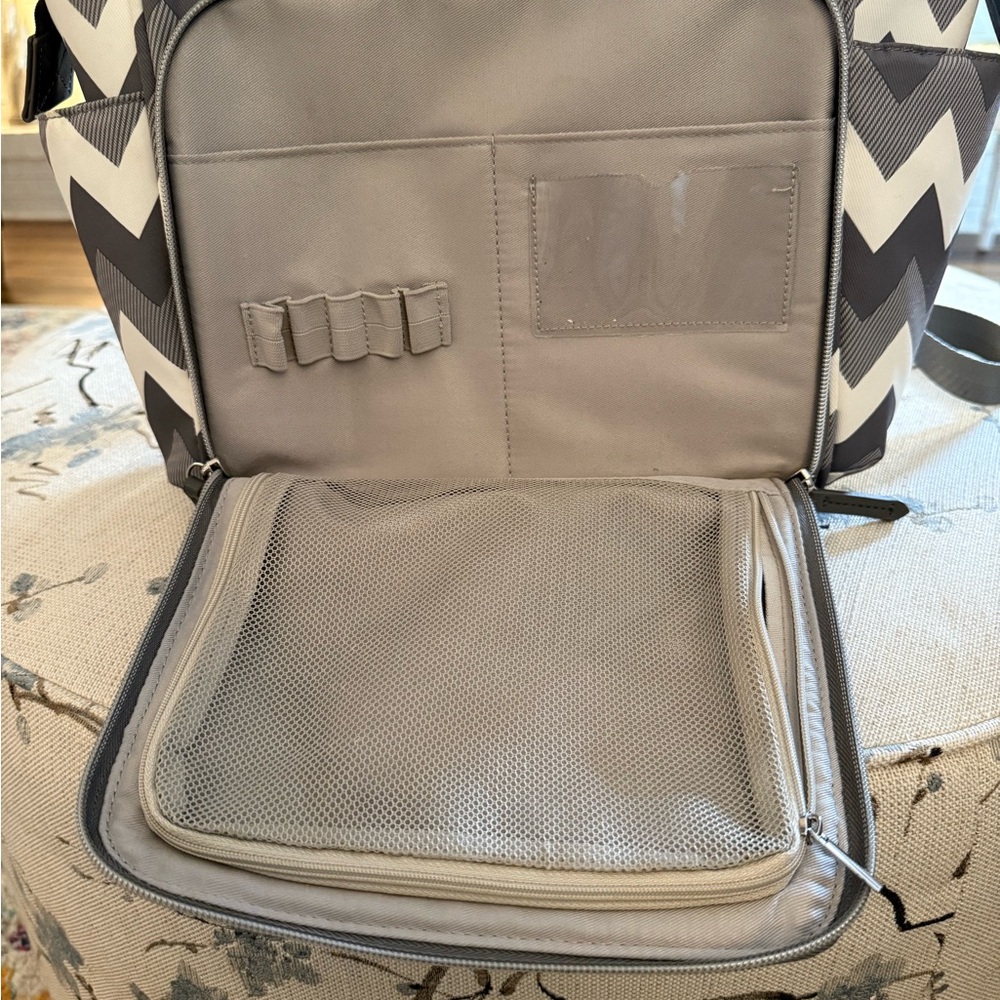 Maevn Women's Chevron Backpack - Grey and White - Picture 14 of 17